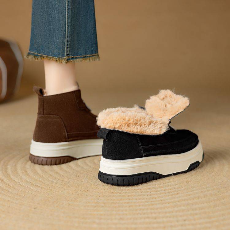 Warm Fleece-Lined Winter Boots - Brown