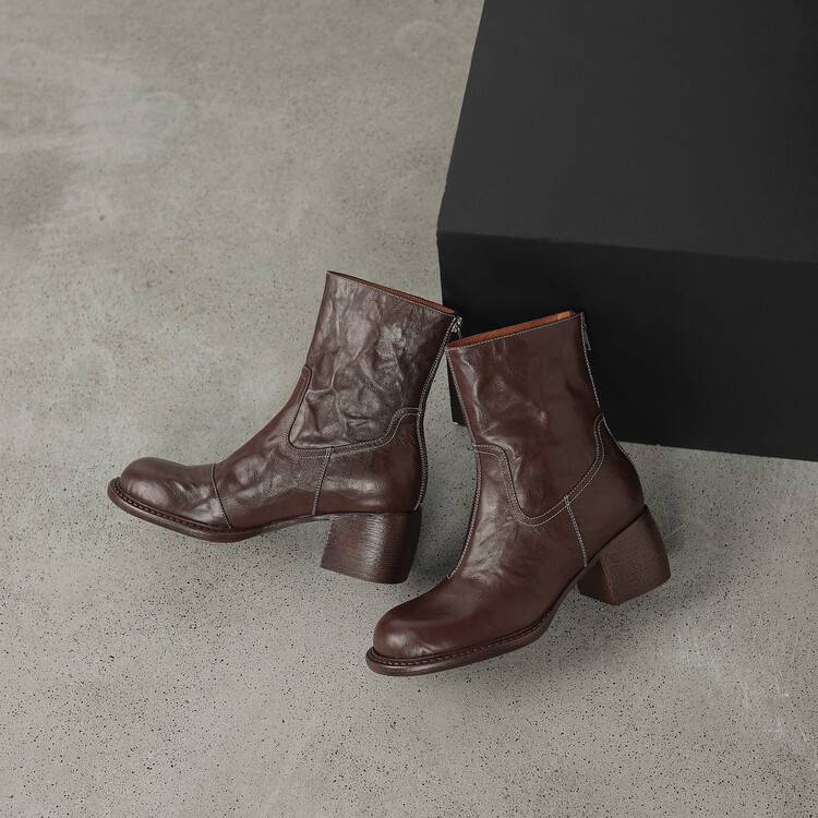 Elegance Heeled Leather Boots - Brown