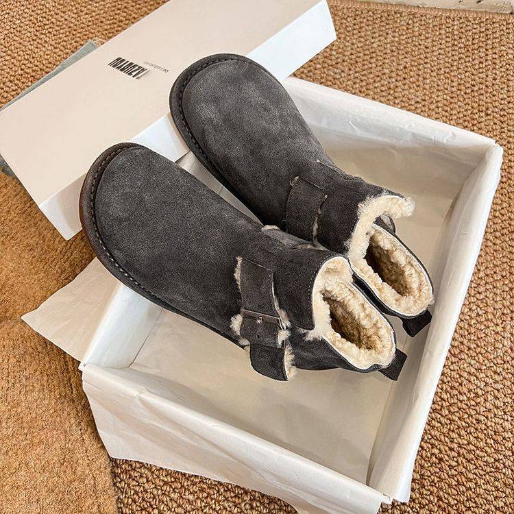 Suede Winter Boots with Strap - Gray